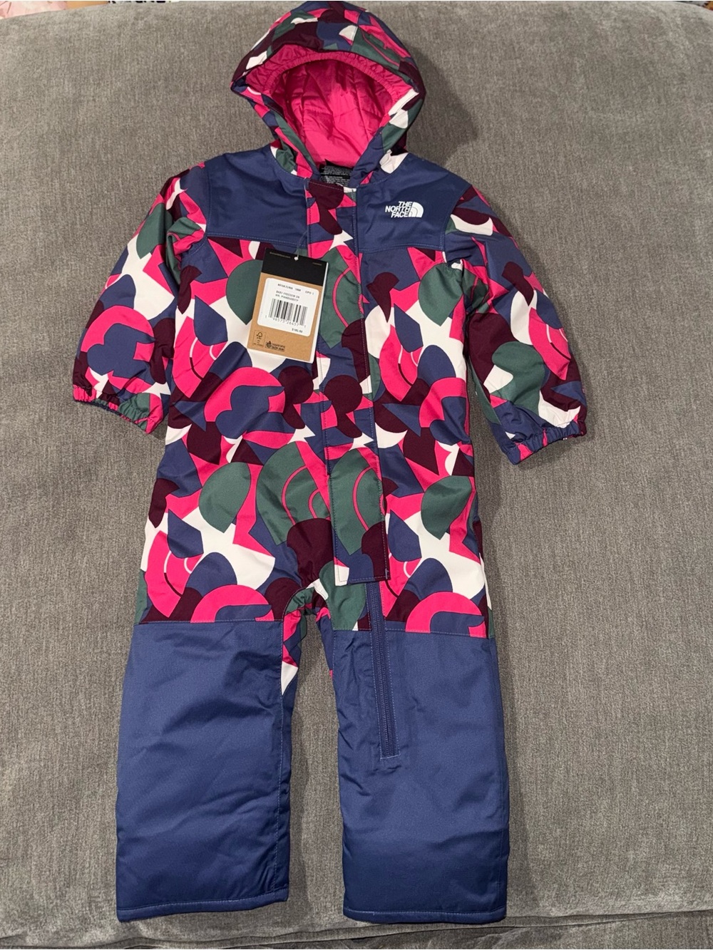 The North Face girls Baby Freedom snow suit size 12-18m NWT
